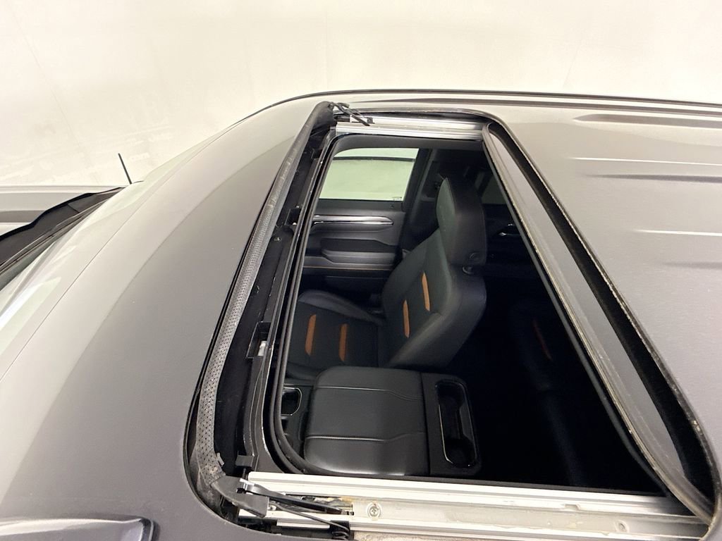 Used 2023 GMC Sierra 1500 AT4 w/ Technology Package image 27