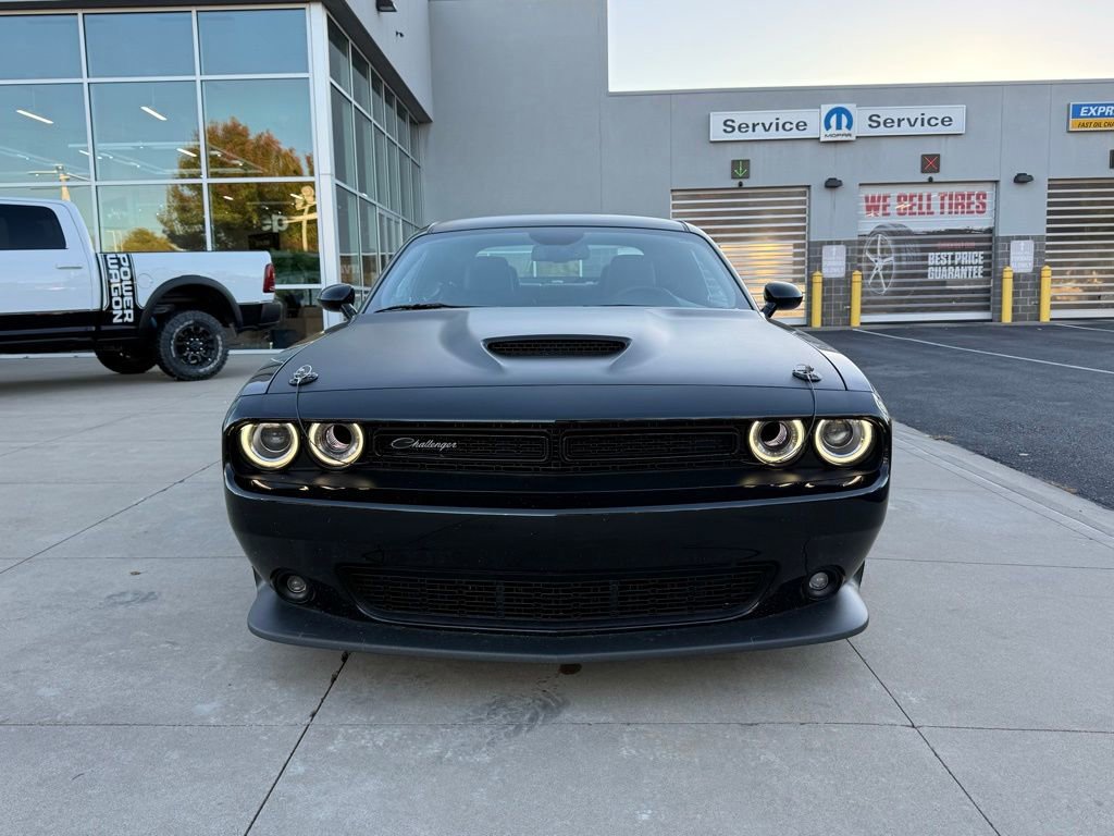 Used 2023 Dodge Challenger R/T w/ T/A Package image 5