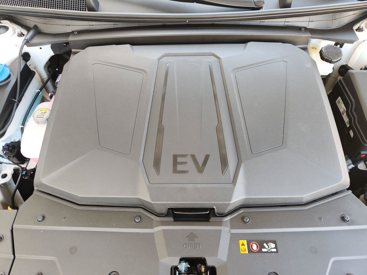 New 2027 Hyundai Ioniq 5 SE RWD image 29