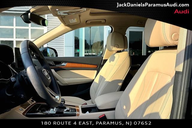 Certified 2023 Audi Q5 2.0T Premium w/ Convenience Package AWD/4WD image 17