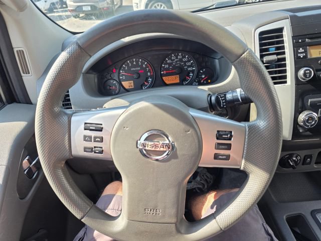 Used 2014 Nissan Frontier S AWD/4WD image 29