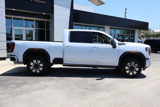 New 2026 GMC Sierra 2500 Denali w/ Denali Reserve Package image 10