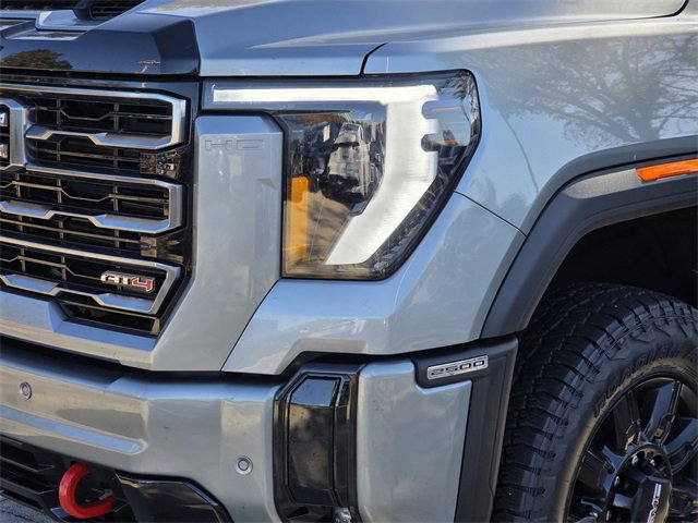 Used 2025 GMC Sierra 2500 AT4 w/ AT4 Premium Plus Package image 7
