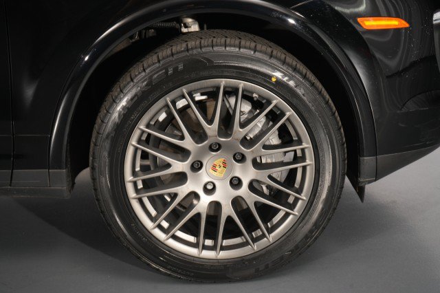 Used 2018 Porsche Cayenne Platinum Edition AWD/4WD image 63