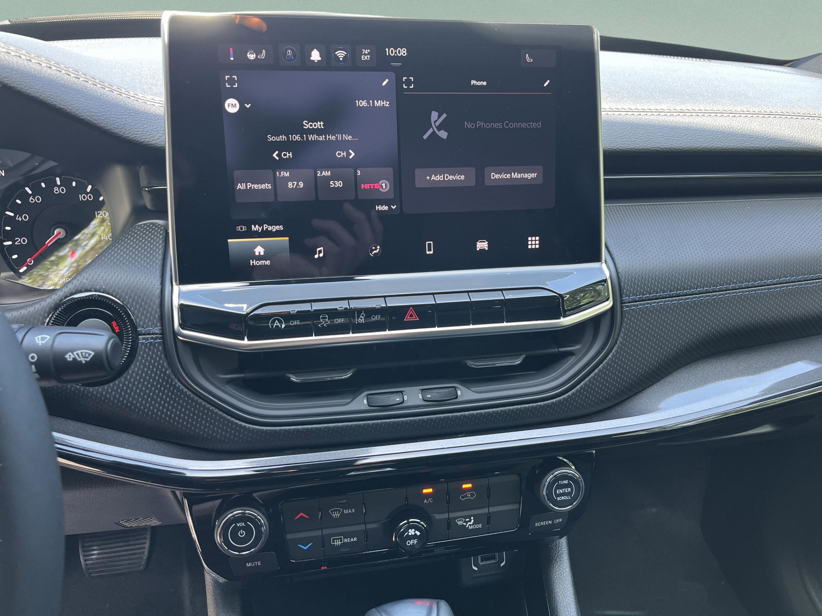 New 2026 Jeep Compass Latitude AWD/4WD image 12