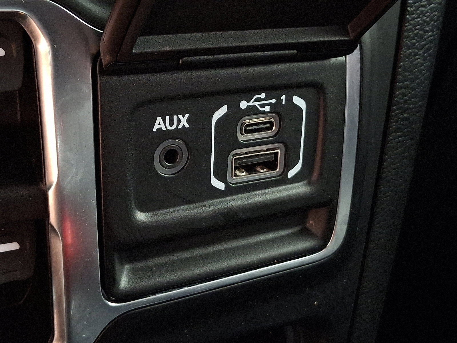 Used 2022 Jeep Wrangler Unlimited Sahara image 26