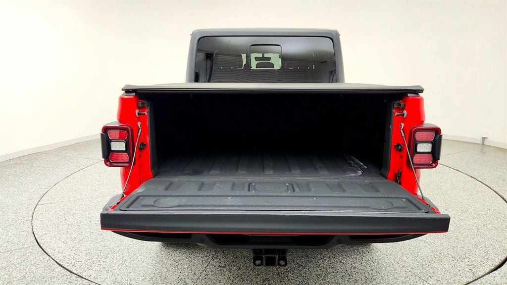 Used 2020 Jeep Gladiator Overland w/ Uconnect 4C Nav & Sound Group AWD/4WD image 6