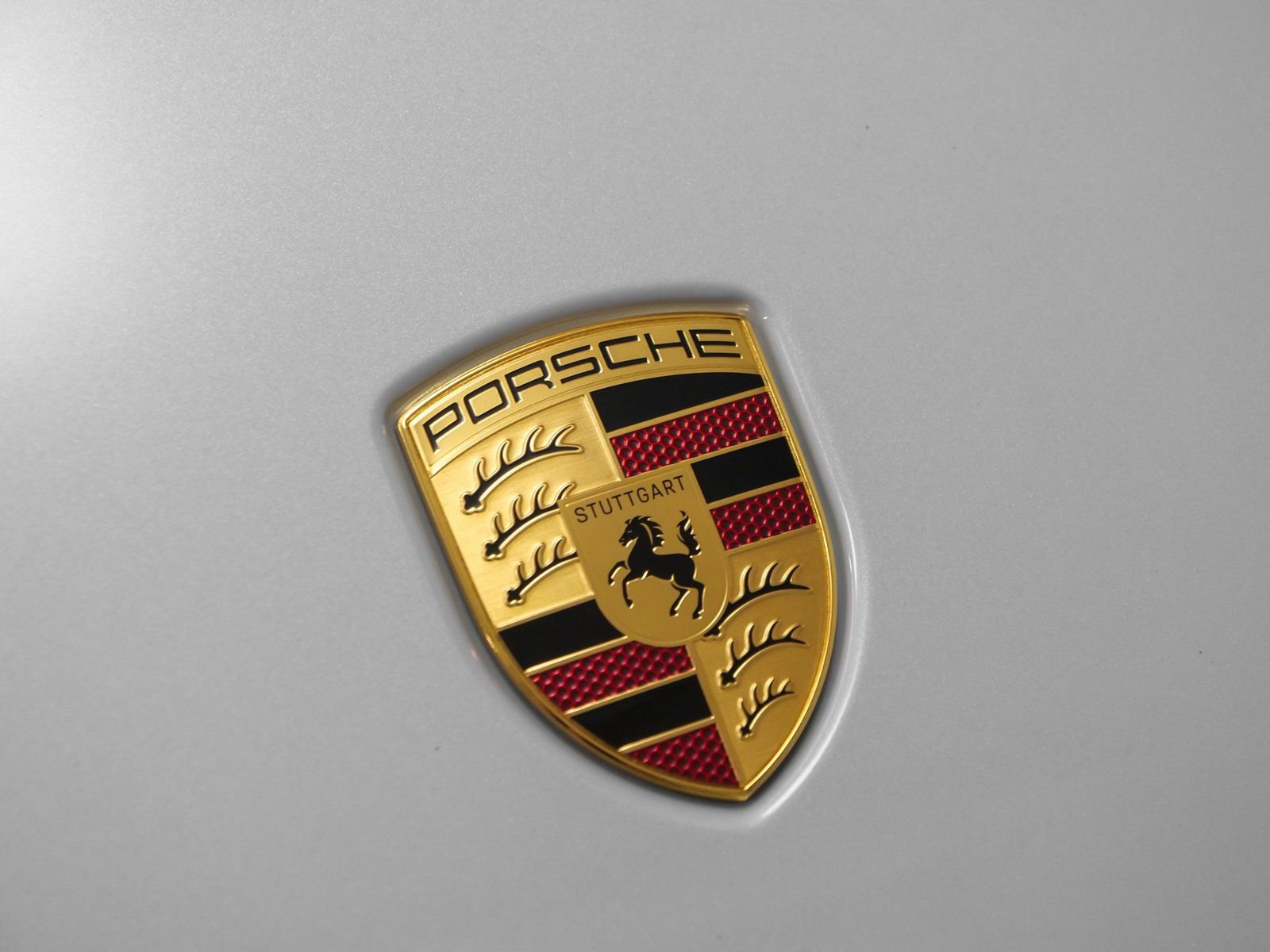 New 2025 Porsche Taycan image 19
