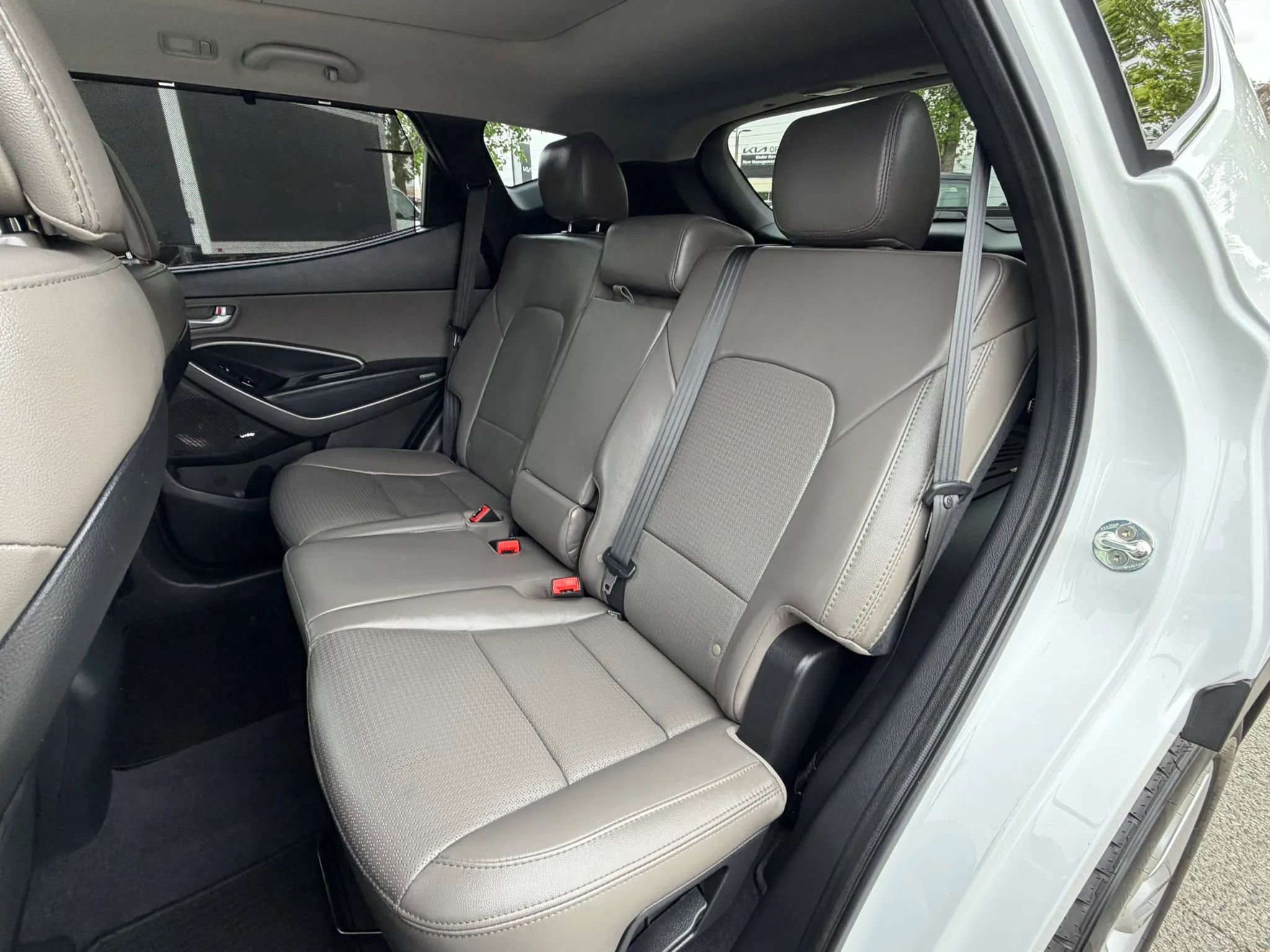 Used 2015 Hyundai Santa Fe Sport 2.0T w/ Option Group 05 FWD image 21