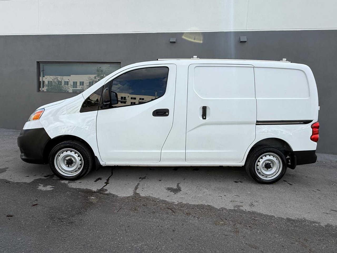 Used 2017 Nissan NV200 S w/ Cruise Control Package image 7