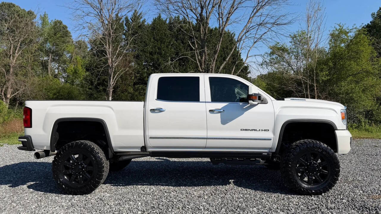 Used 2019 GMC Sierra 2500 Denali w/ Duramax Plus Package image 8