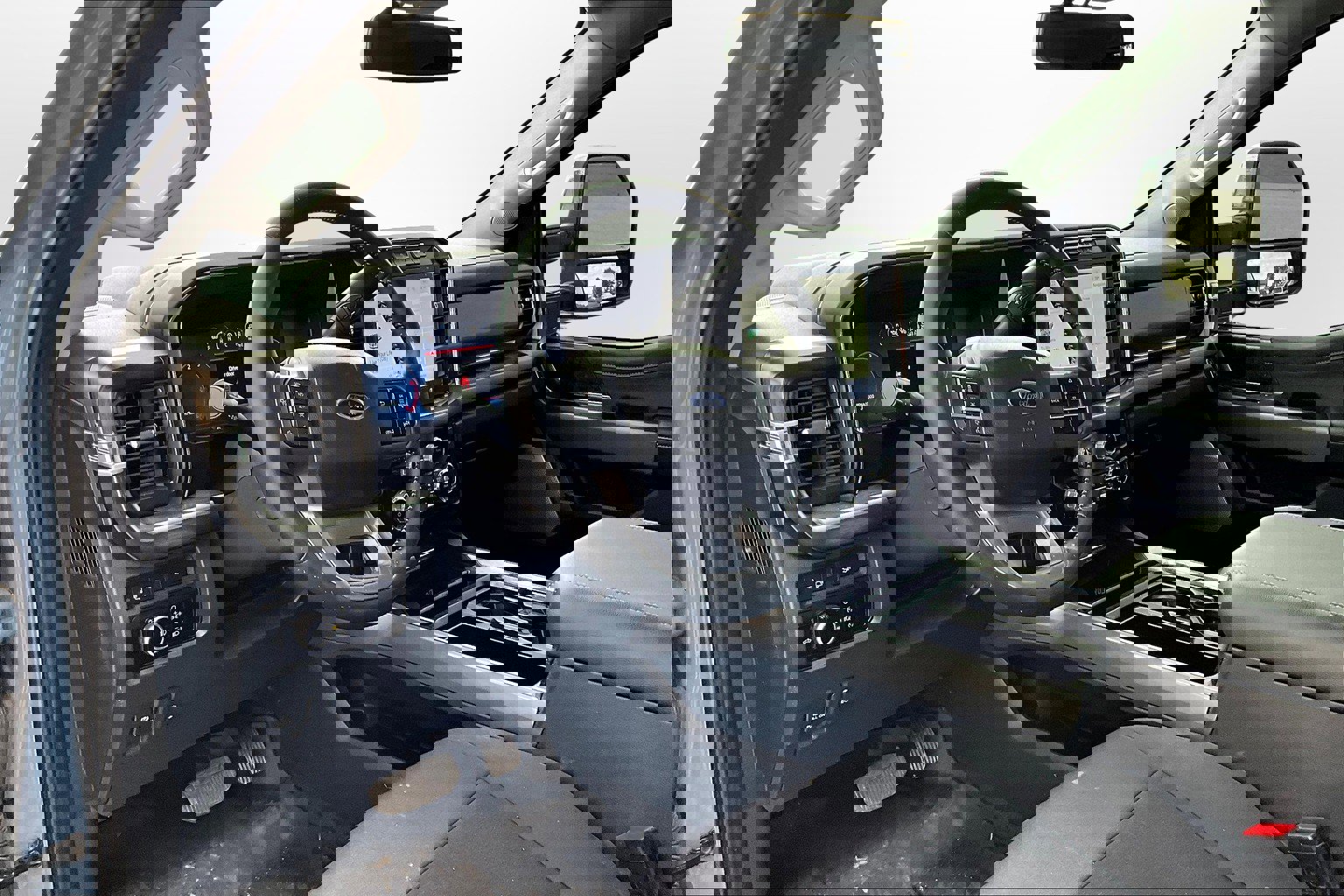 Used 2023 Ford F350 Lariat w/ Lariat Ultimate Package image 20