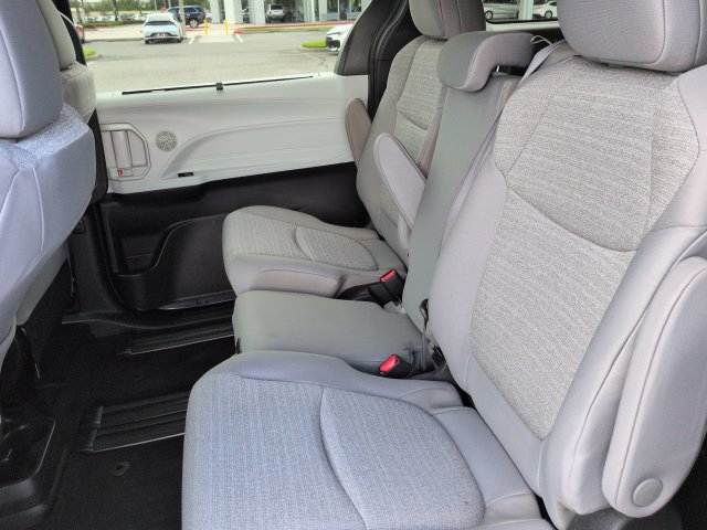 Certified 2025 Toyota Sienna LE w/ LE Plus Package AWD/4WD image 14
