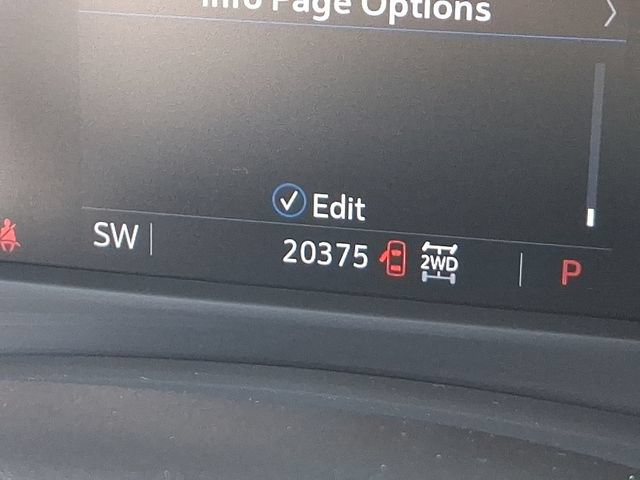 Used 2021 Cadillac XT4 Premium Luxury w/ Enhanced Visibility Package AWD/4WD image 18