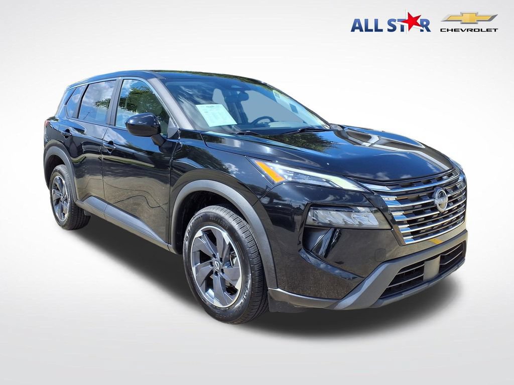 Used 2025 Nissan Rogue SV FWD image 1