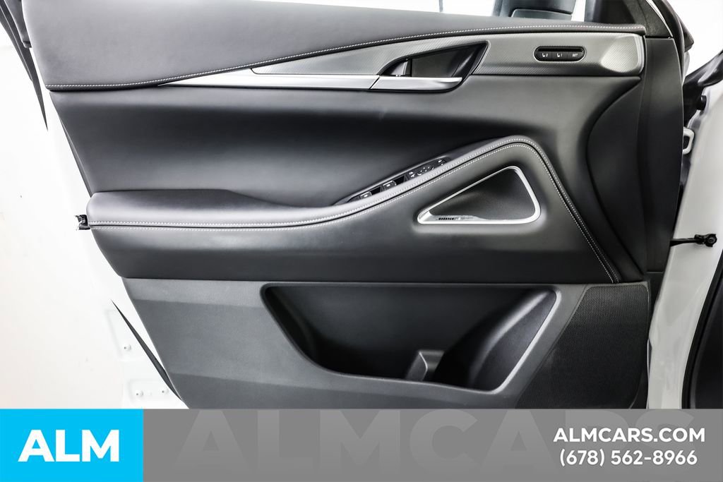 Used 2024 INFINITI QX60 Luxe w/ Performance Audio Package AWD/4WD image 48