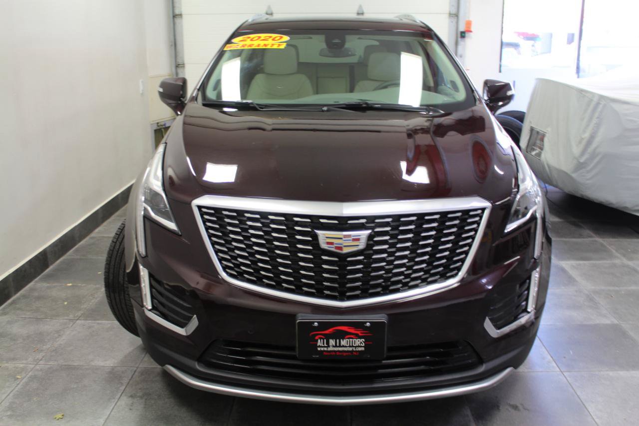 Used 2020 Cadillac XT5 Premium Luxury AWD/4WD image 2