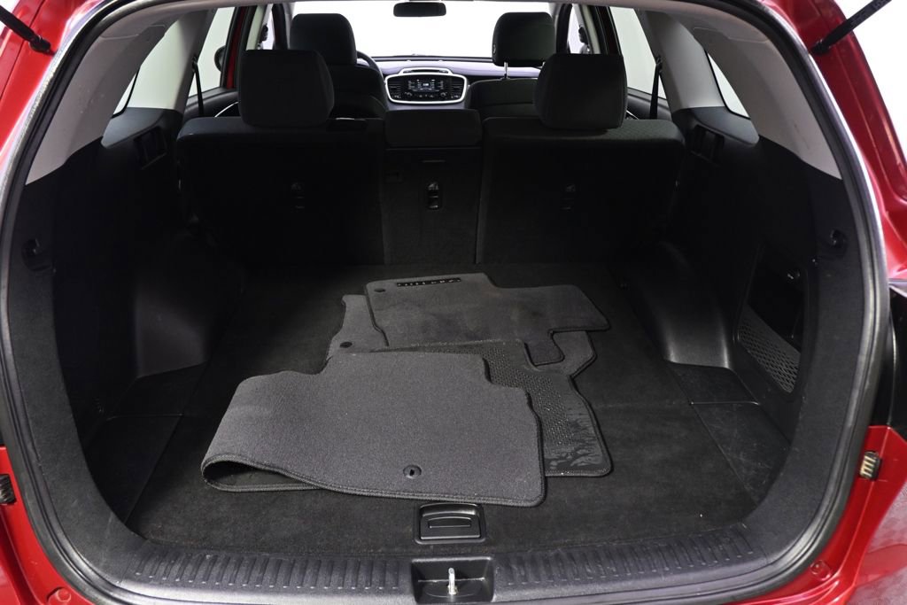 Used 2017 Kia Sorento LX image 19