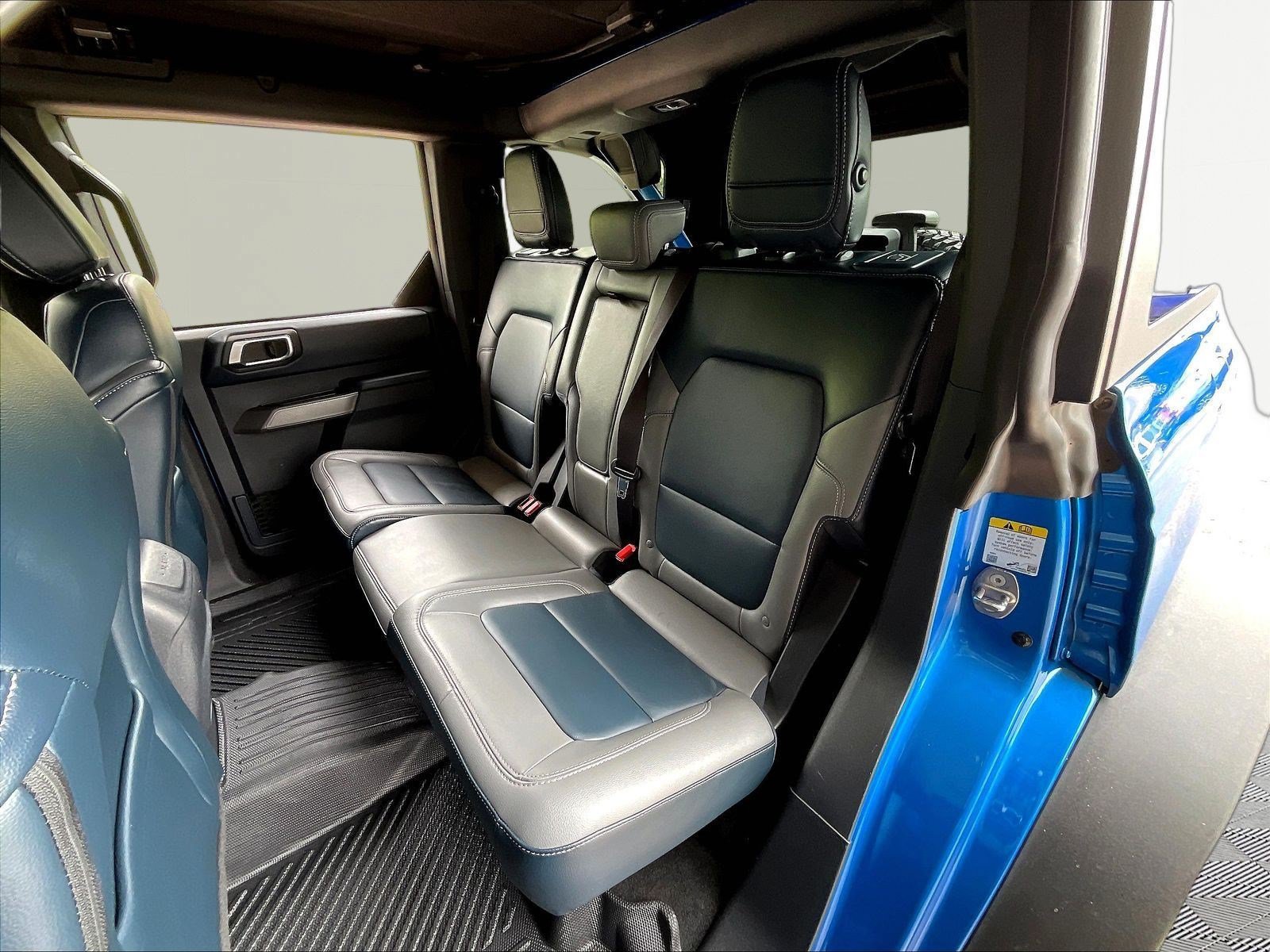 Used 2023 Ford Bronco Outer Banks w/ Sasquatch Package AWD/4WD image 22