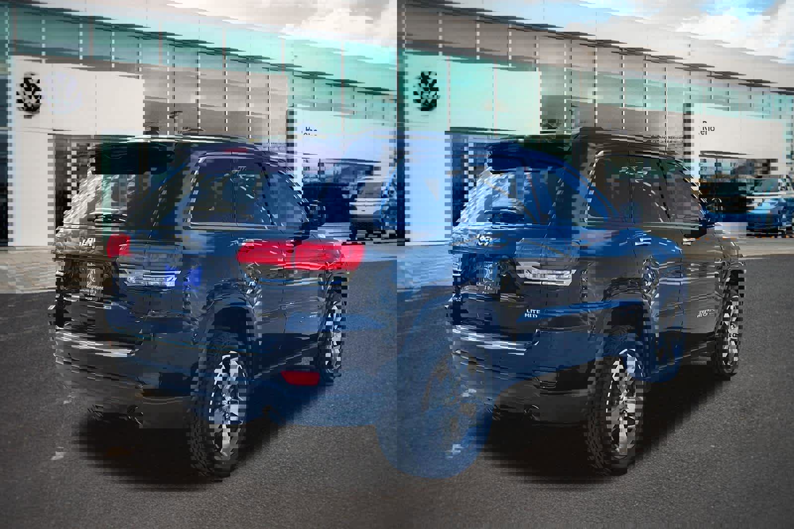 Used 2016 Jeep Grand Cherokee Limited image 5