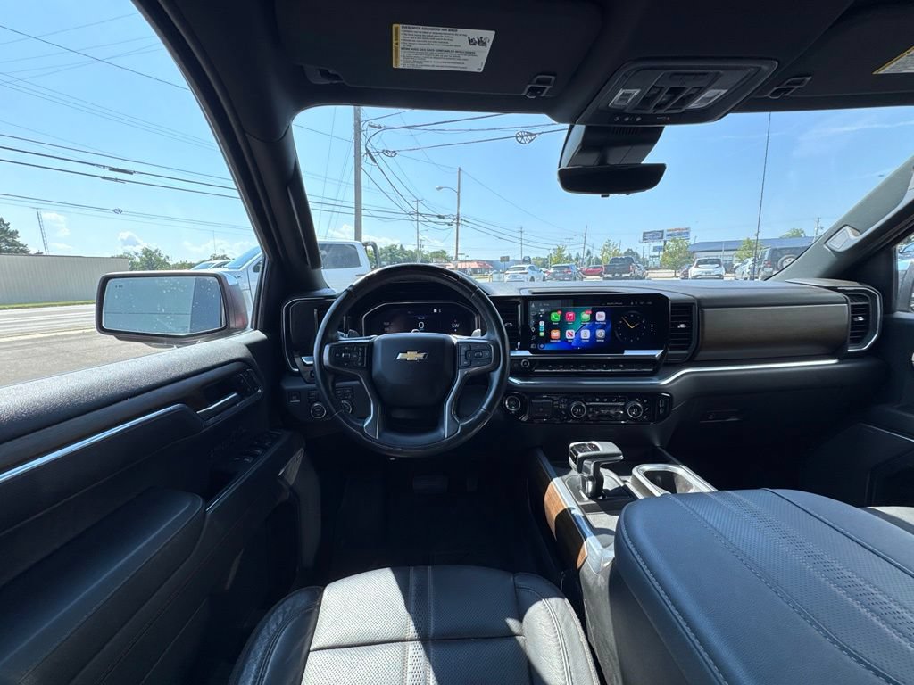 Used 2024 Chevrolet Silverado 1500 High Country AWD/4WD image 24