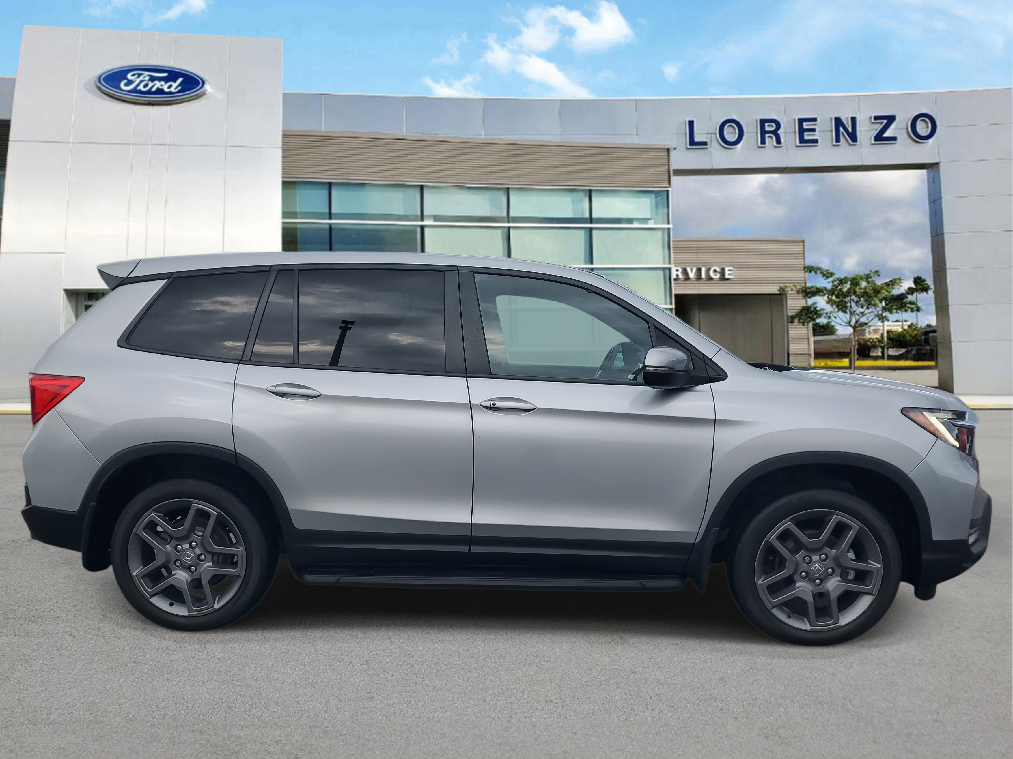 Used 2023 Honda Passport EX-L image 4