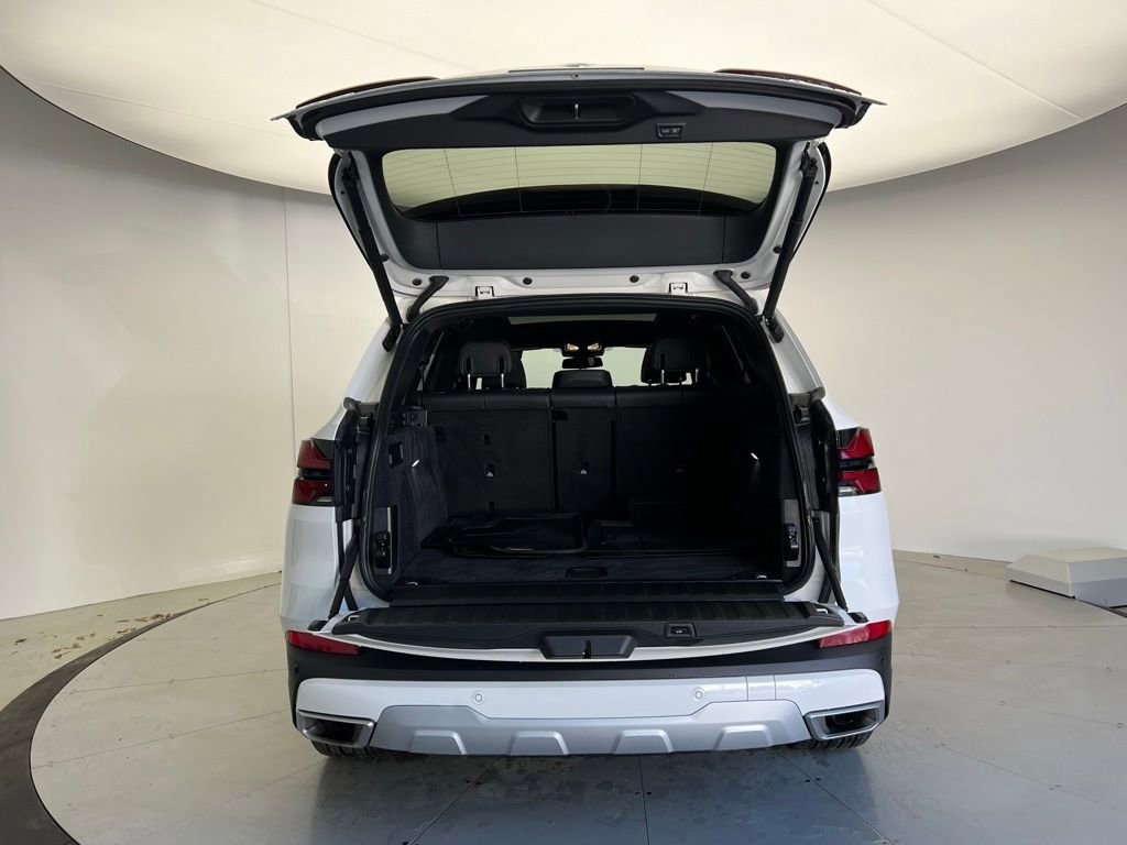 Certified 2024 BMW X5 xDrive40i w/ Parking Assistance Package image 5