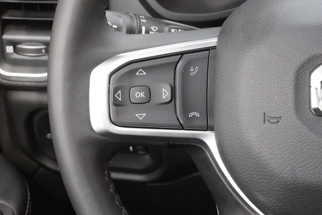 Used 2025 RAM 2500 Big Horn AWD/4WD image 22