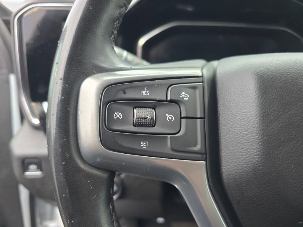 Used 2024 Chevrolet Silverado 3500 LT image 22