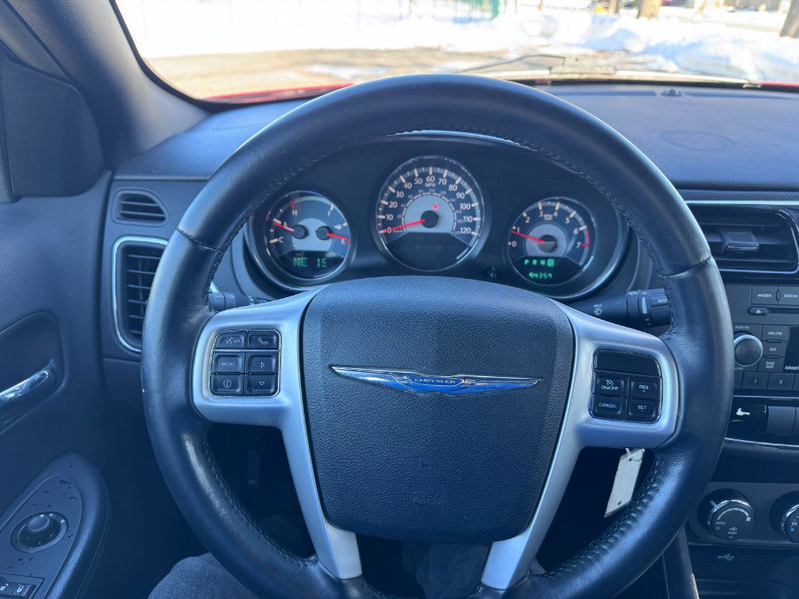 Used 2014 Chrysler 200 Touring image 16