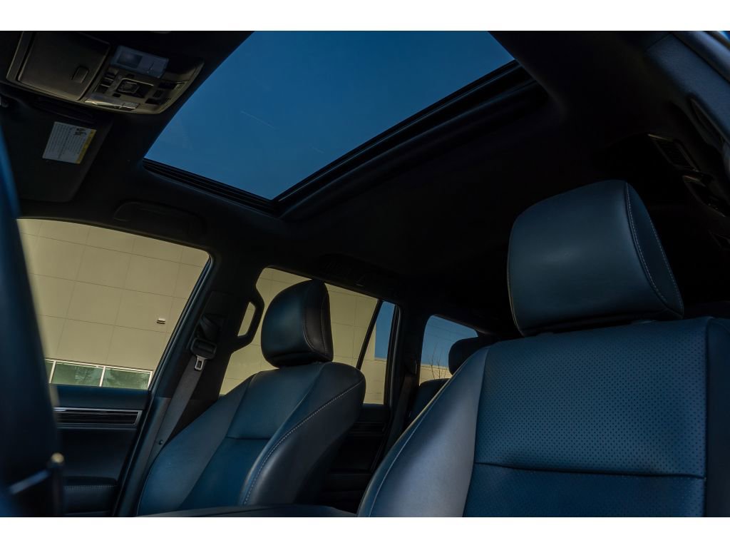 Used 2023 Lexus GX 460 Luxury w/ Accessory Package image 12