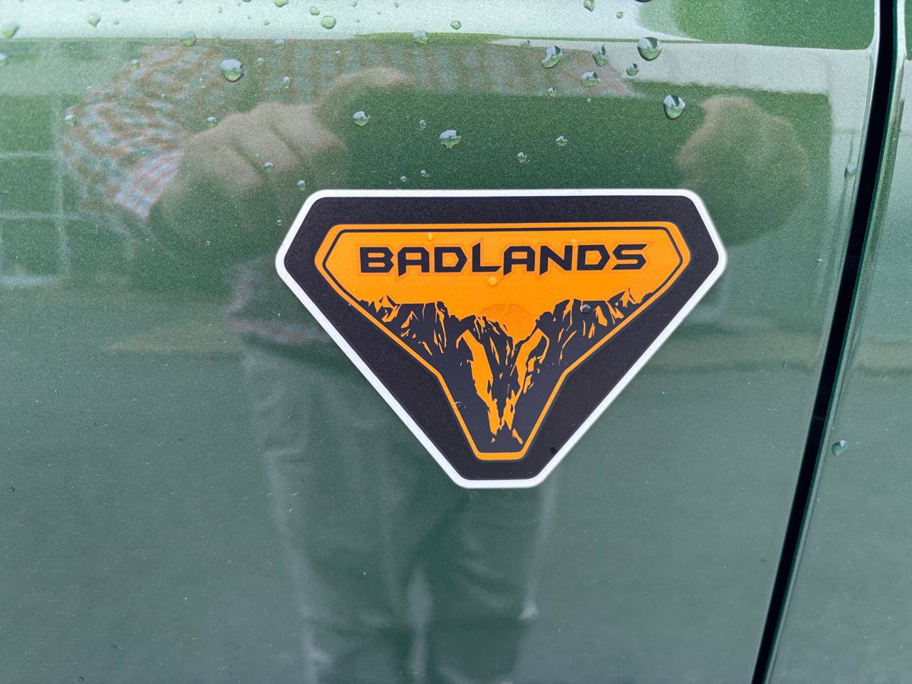 Used 2025 Ford Bronco Badlands image 7