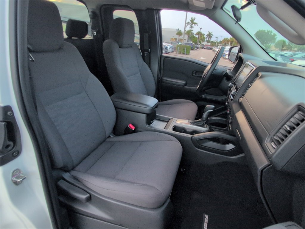 Used 2024 Nissan Frontier S w/ Technology Package image 13