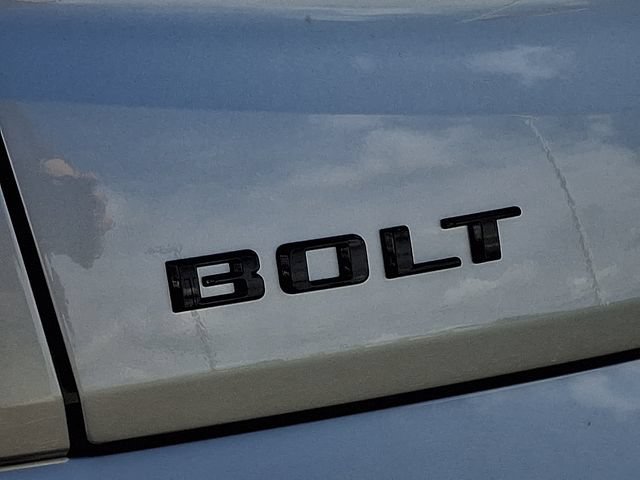 New 2027 Chevrolet Bolt LT w/ Comfort Package FWD image 17