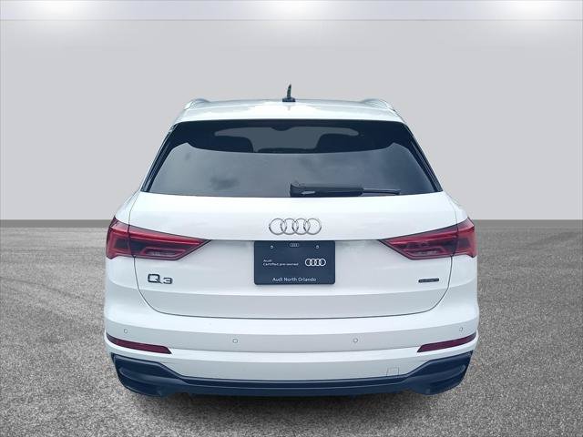 Certified 2022 Audi Q3 2.0T Premium w/ Convenience Package AWD/4WD image 4