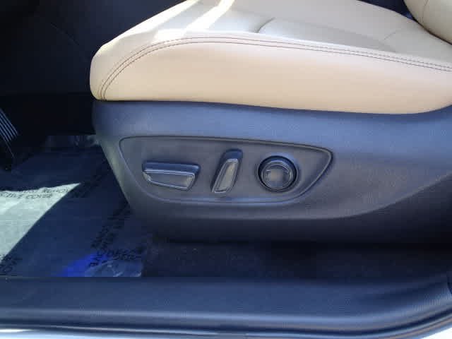 Used 2025 Toyota RAV4 Limited w/ Advanced Technology Package FWD image 16