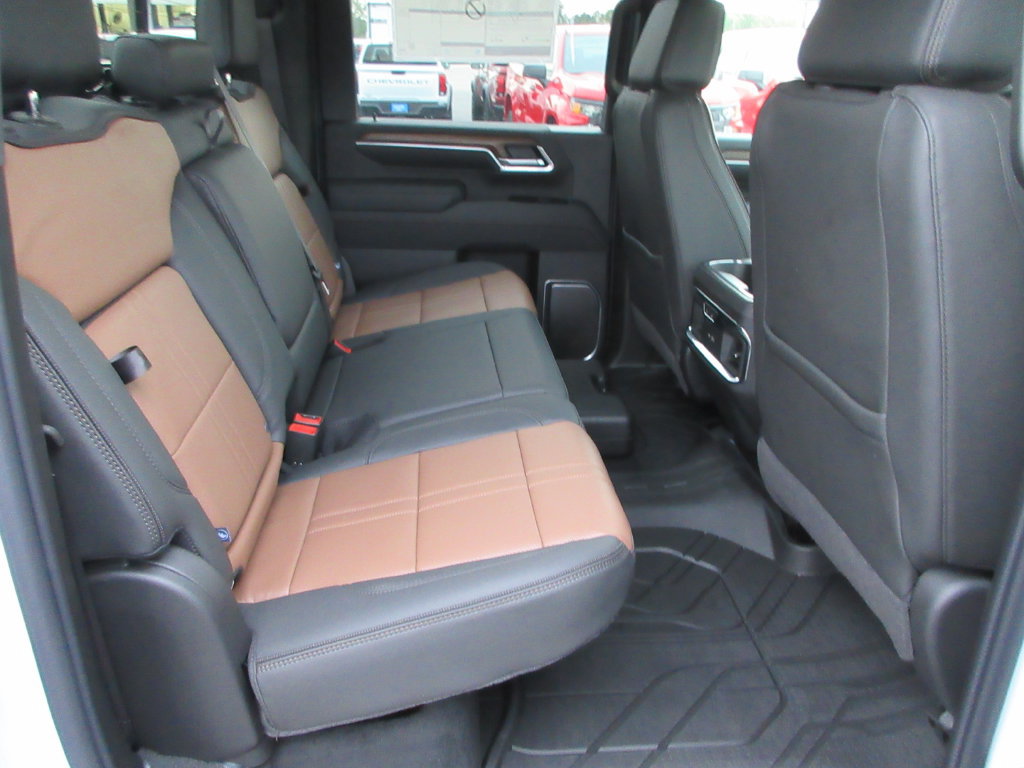 New 2026 Chevrolet Silverado 3500 High Country w/ High Country Premium Package AWD/4WD image 19