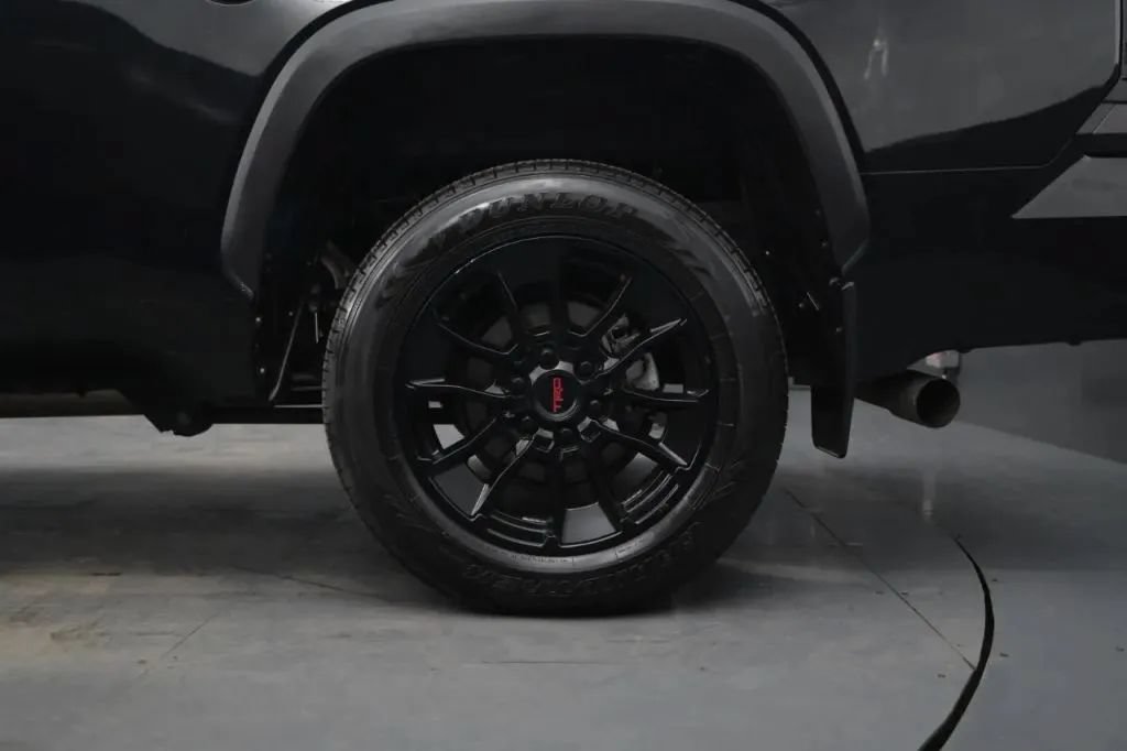 Used 2023 Toyota Tundra SR5 w/ TRD Off-Road Premium Package AWD/4WD image 18