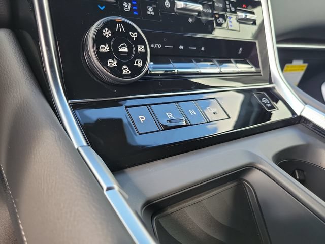 New 2026 Nissan Armada Platinum AWD/4WD image 30