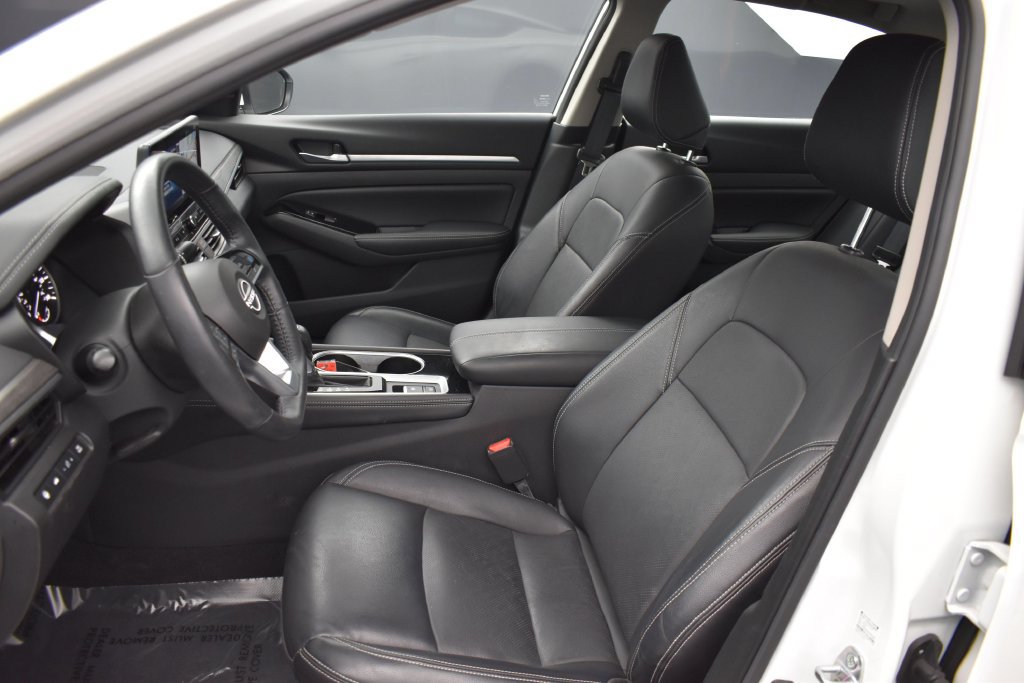 Used 2024 Nissan Altima 2.5 SL FWD image 8
