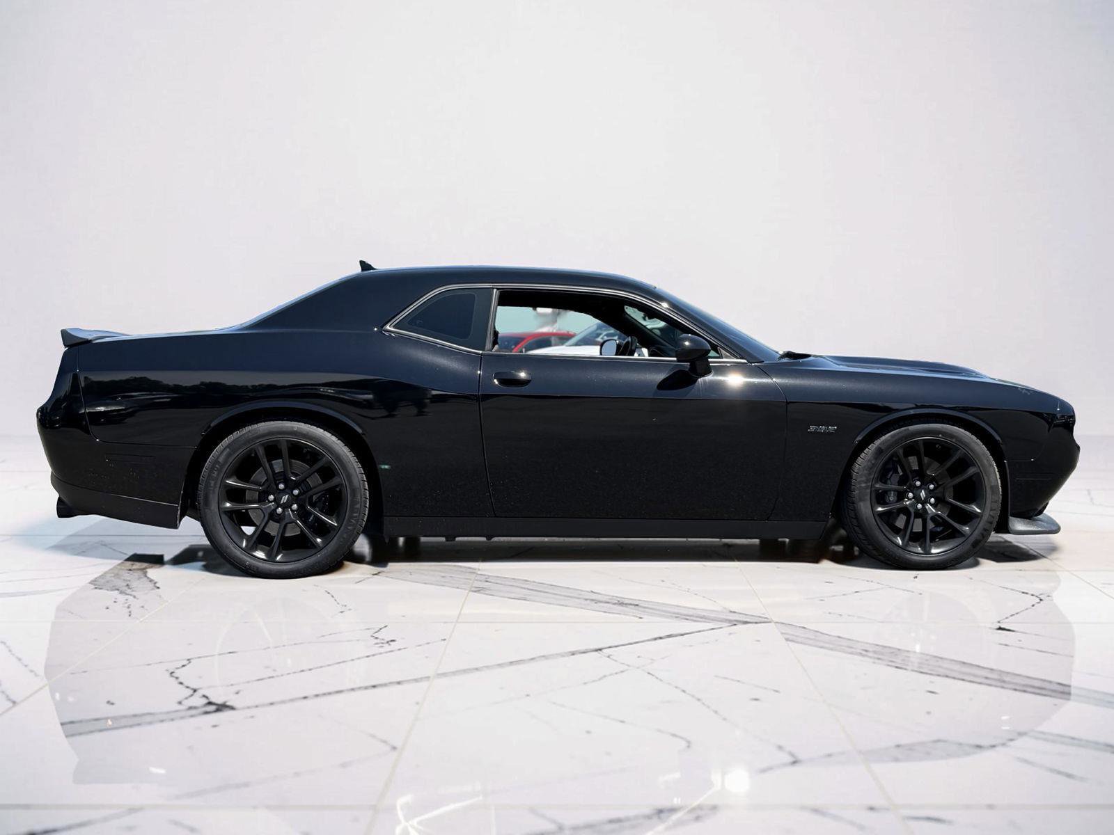 Used 2021 Dodge Challenger R/T Scat Pack RWD image 2