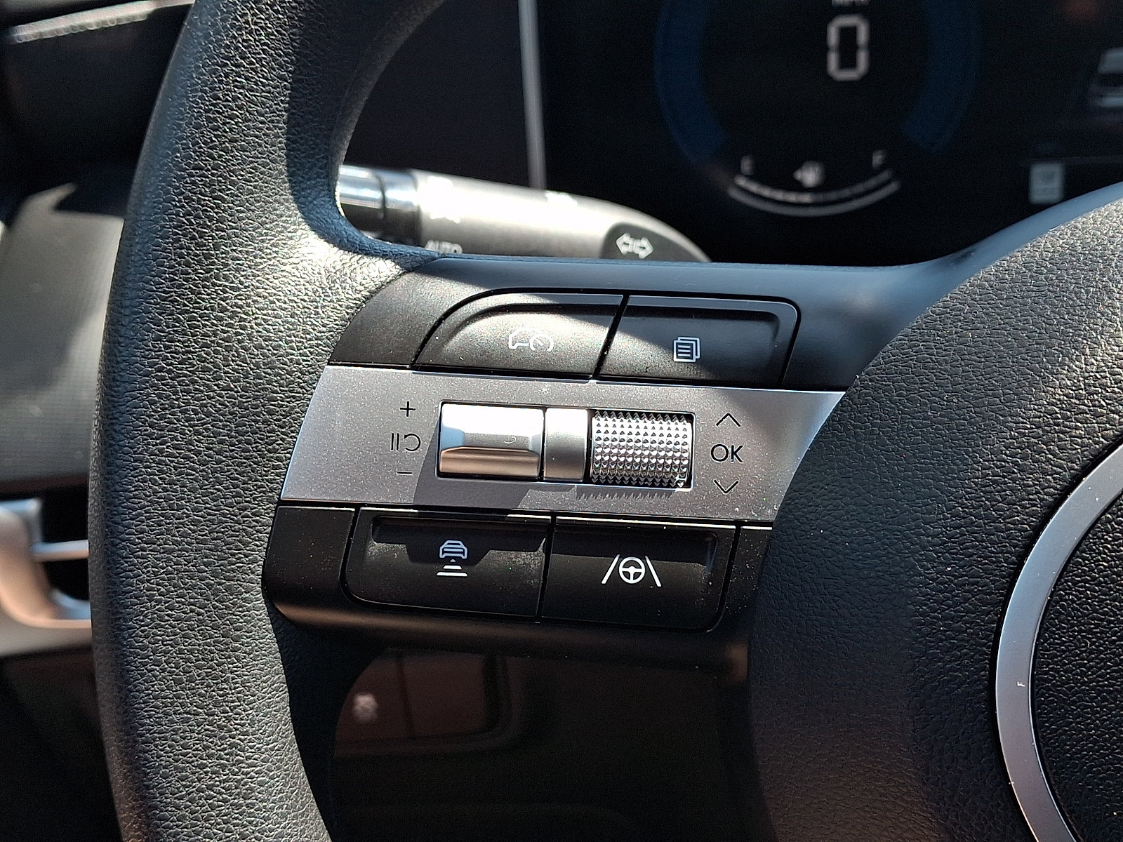 Certified 2025 Hyundai Tucson SE AWD/4WD image 20