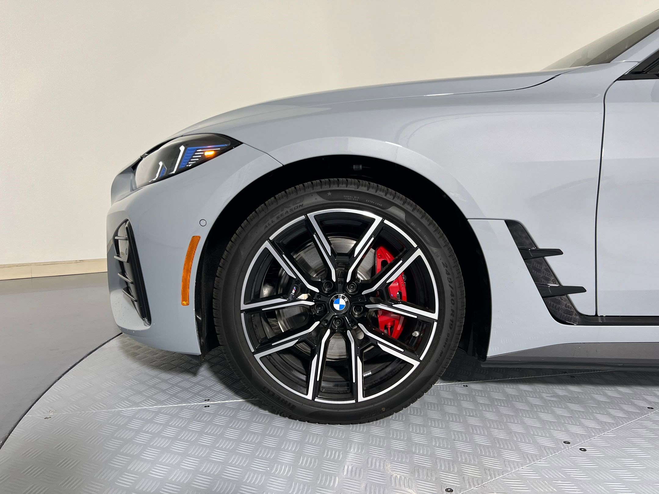 New 2026 BMW i4 M60 w/ Premium Package image 10