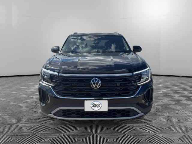 New 2026 Volkswagen Atlas Cross Sport SE FWD image 8