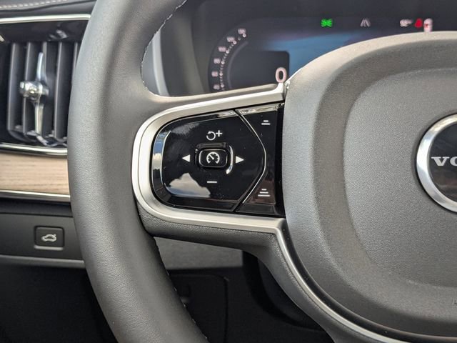New 2026 Volvo XC90 B6 Plus w/ Protection Package Premier image 29