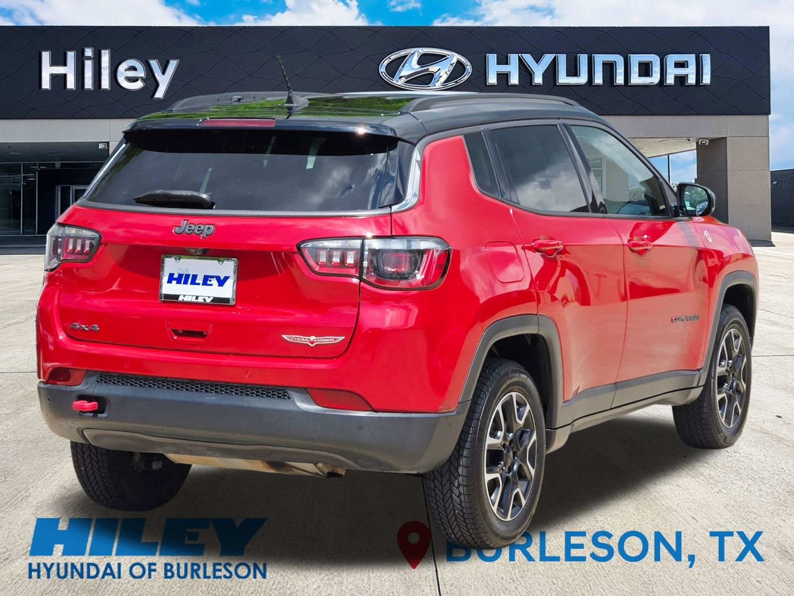 Used 2021 Jeep Compass Trailhawk image 4