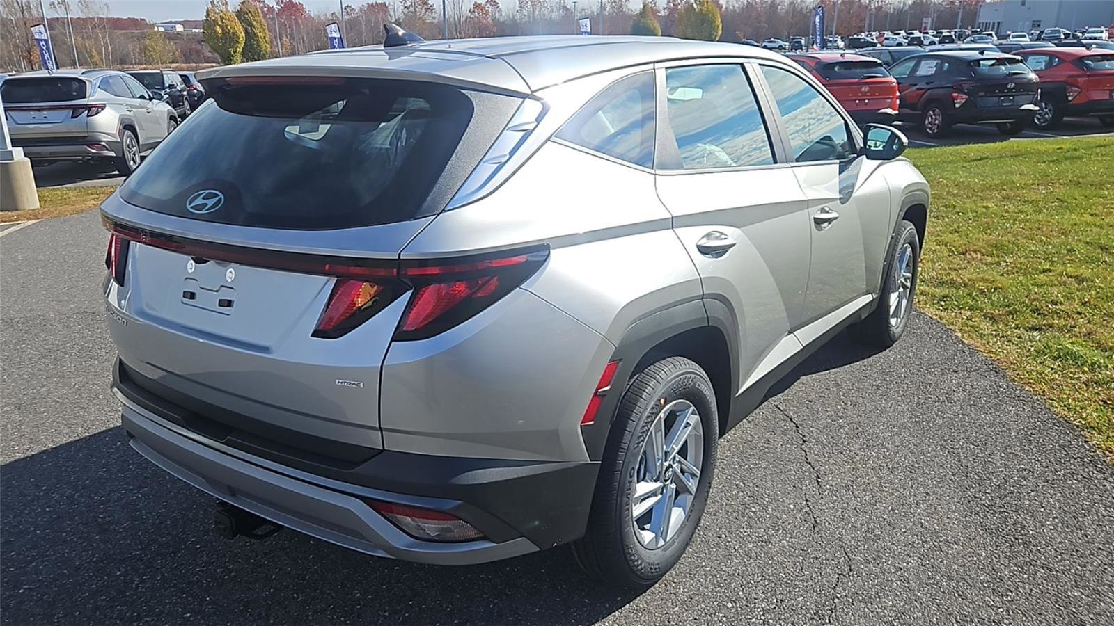 New 2026 Hyundai Tucson SE AWD/4WD image 7