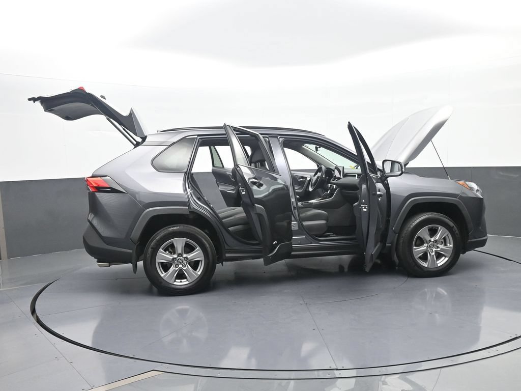 Used 2024 Toyota RAV4 XLE AWD/4WD image 66