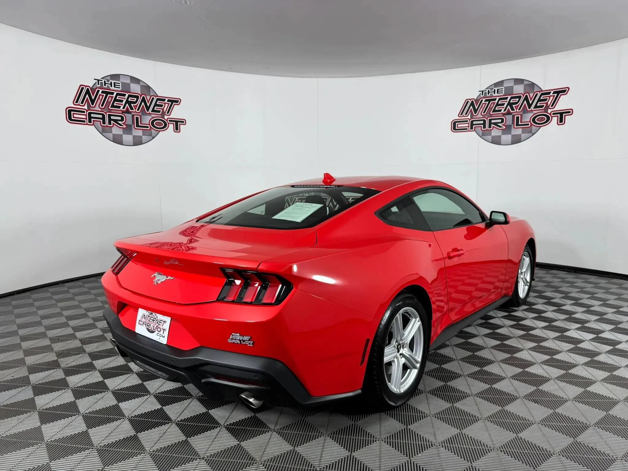 Used 2026 Ford Mustang Coupe RWD image 7