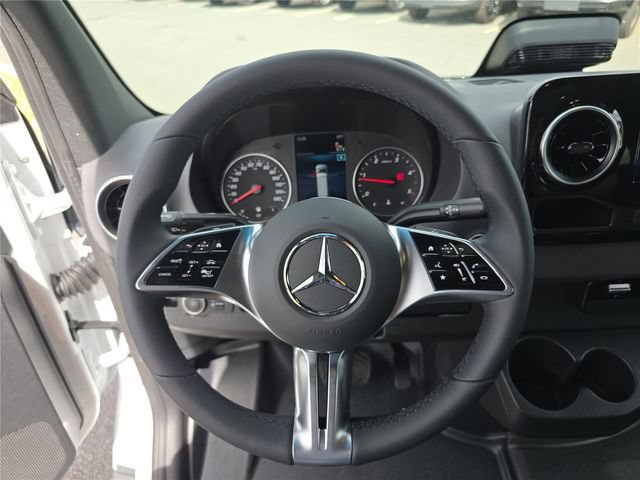 New 2026 Mercedes-Benz Sprinter 2500 image 24